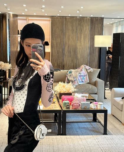 jennie chanel bags